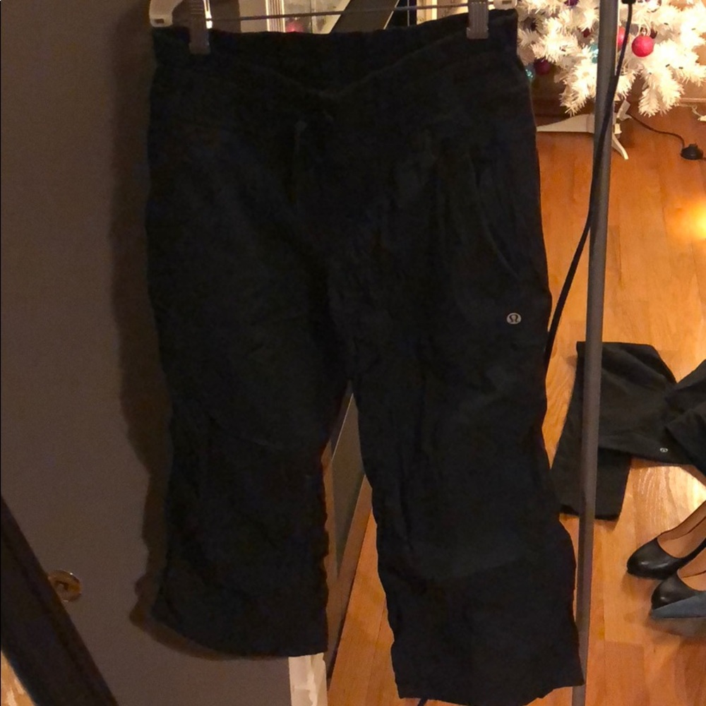 Cropped Lululemon track pant